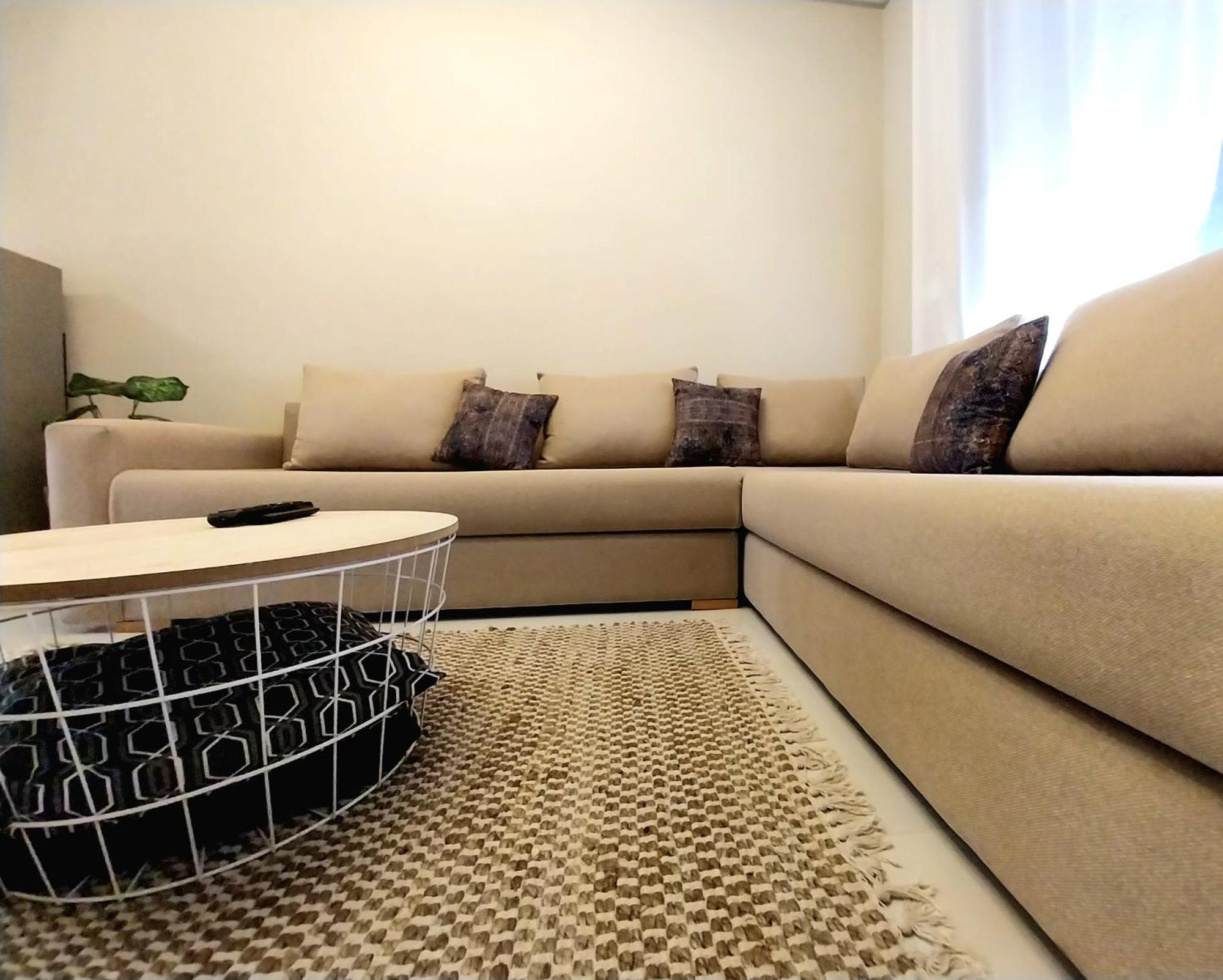 Cosy Appartement Proche De L'Aeroport Mohamed 5 Deroua Eksteriør bilde